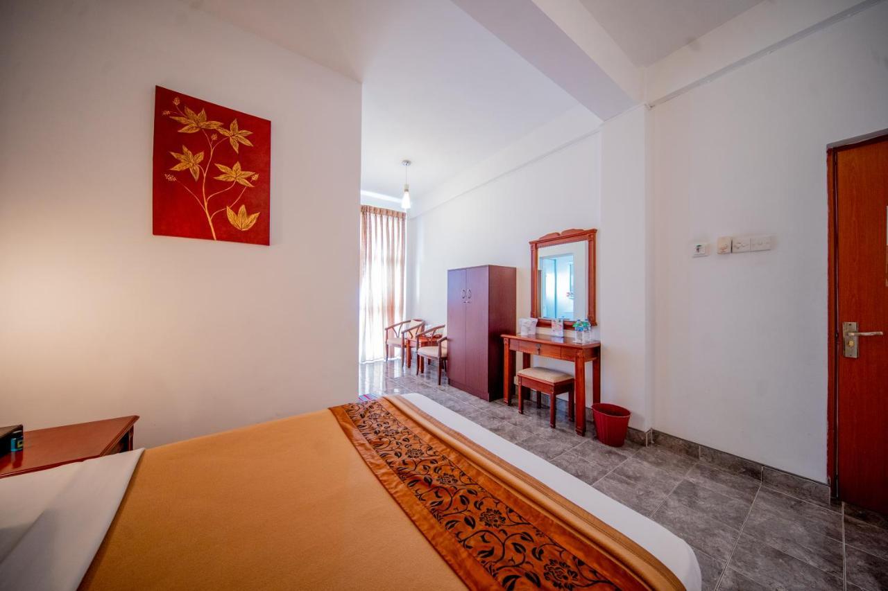 Olympus Plaza Hotel Haputale Bagian luar foto