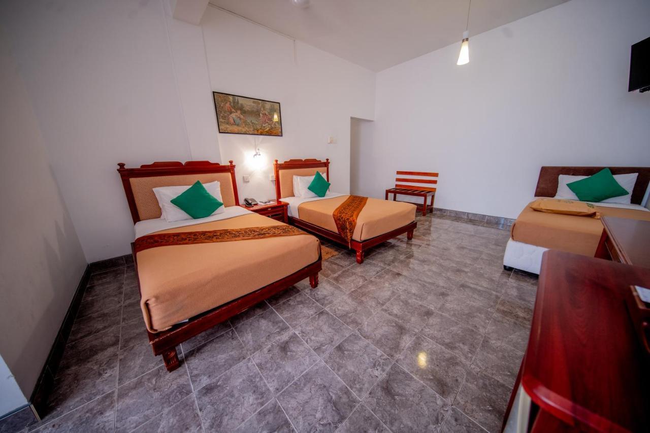 Olympus Plaza Hotel Haputale Bagian luar foto